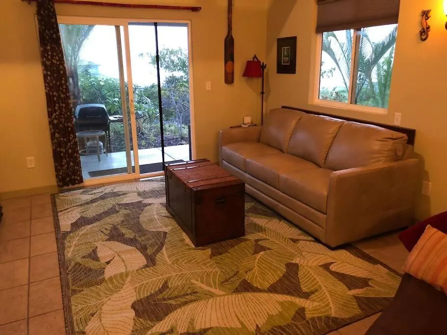 Holiday home The Pineapple Express Hot Tub Volcano 65 Mi Away Papa Bay